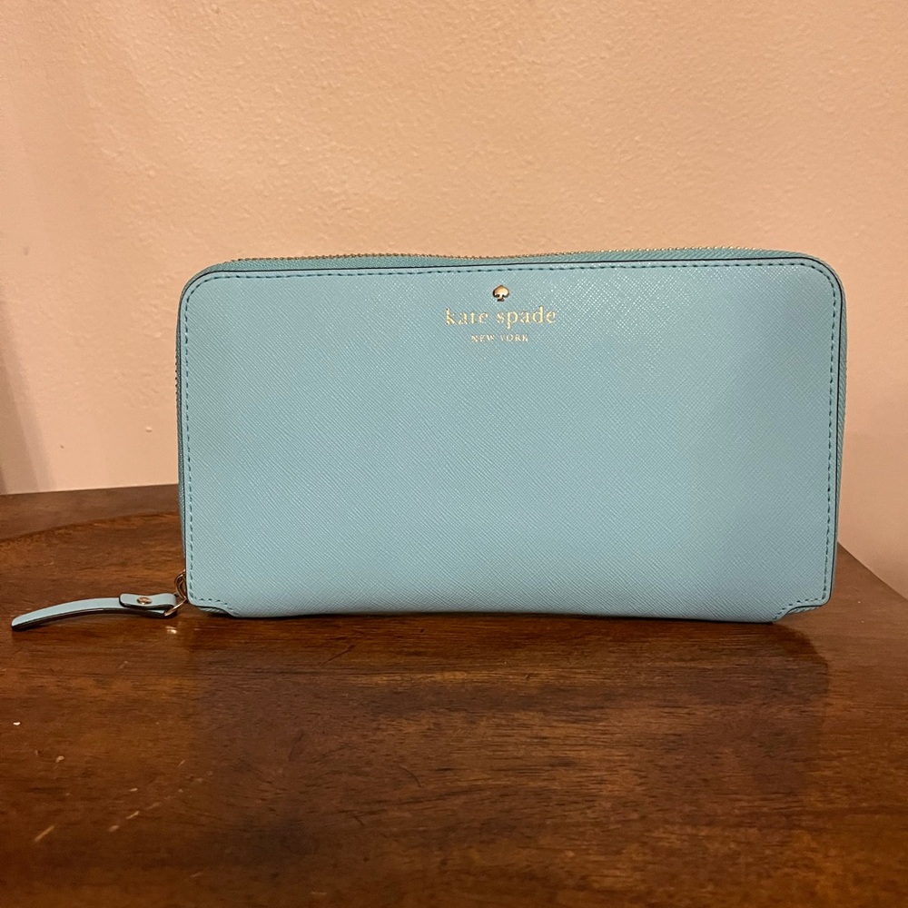 Kate Spade Travel Wallet